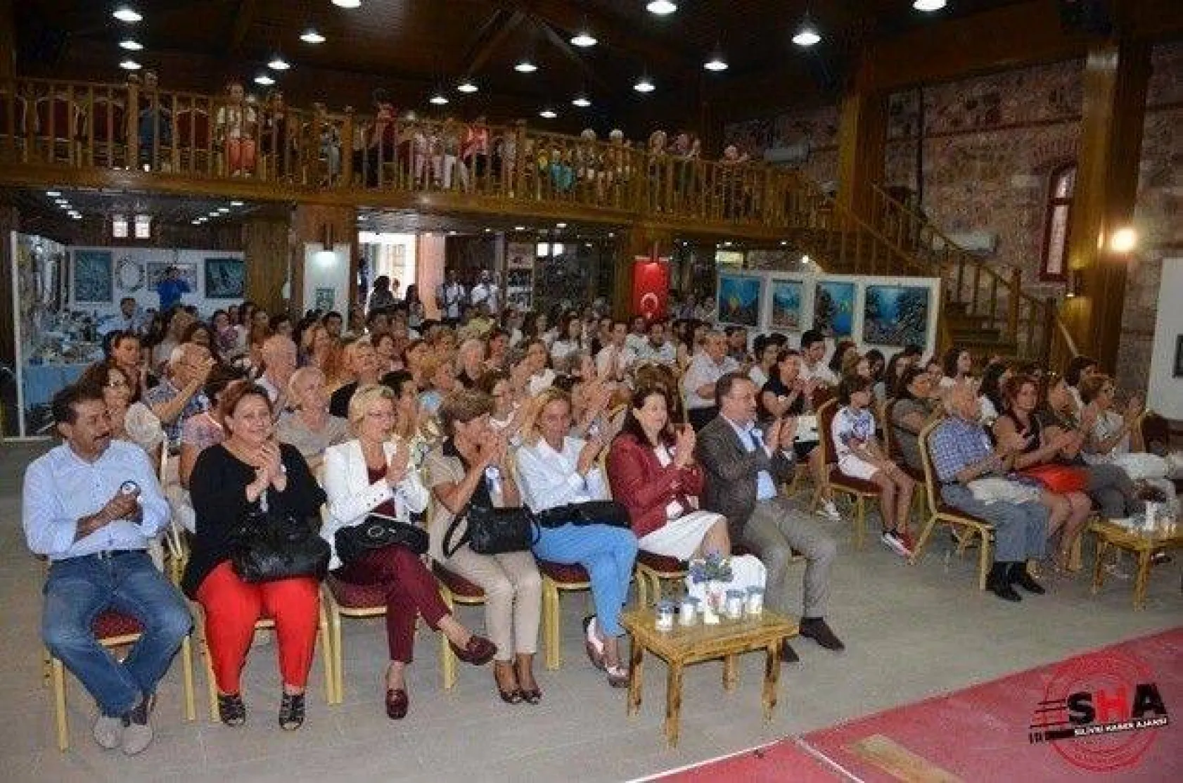 Işıklar ÇYDD Mezuniyetine Katıldı