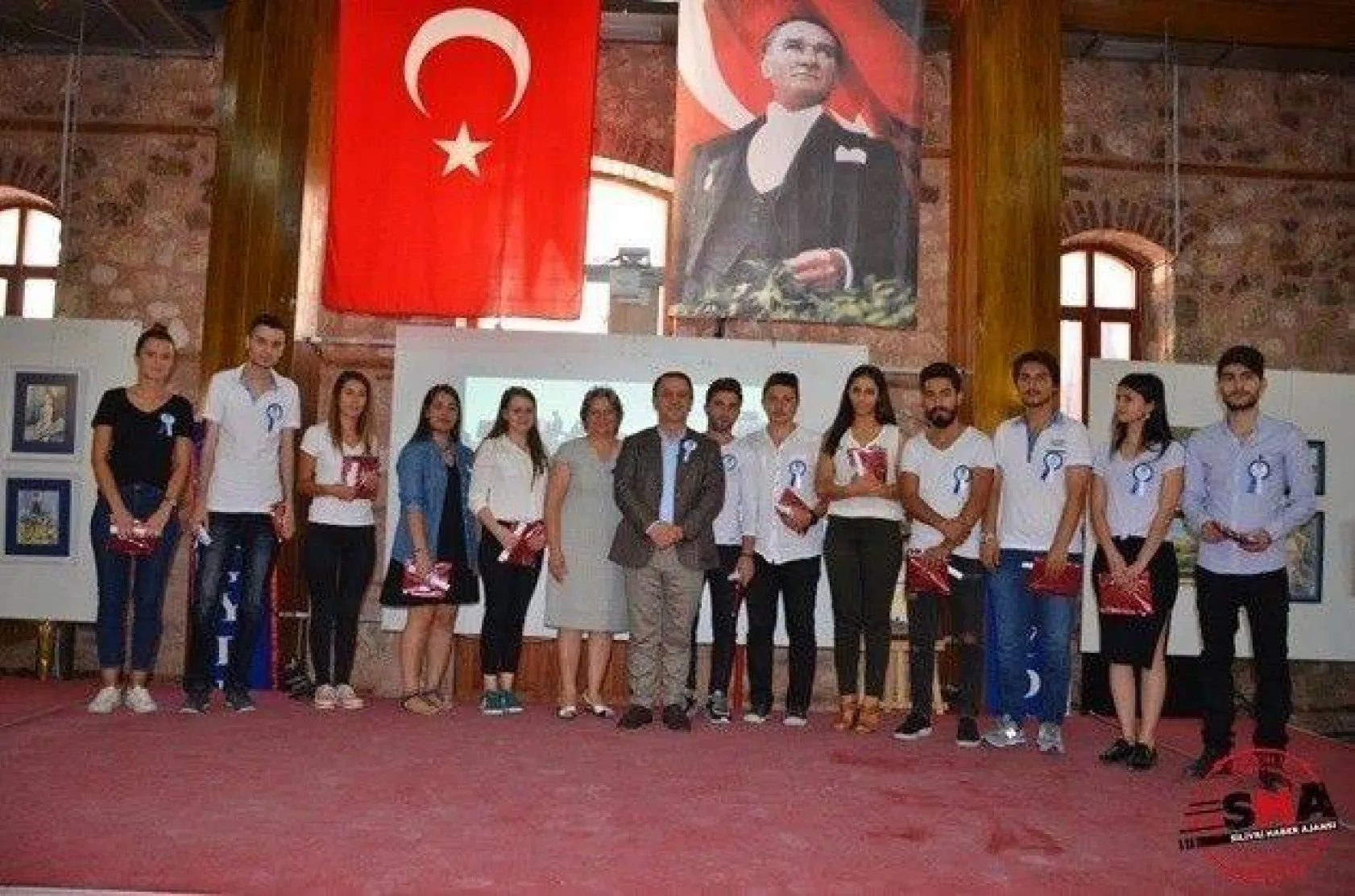 Işıklar ÇYDD Mezuniyetine Katıldı