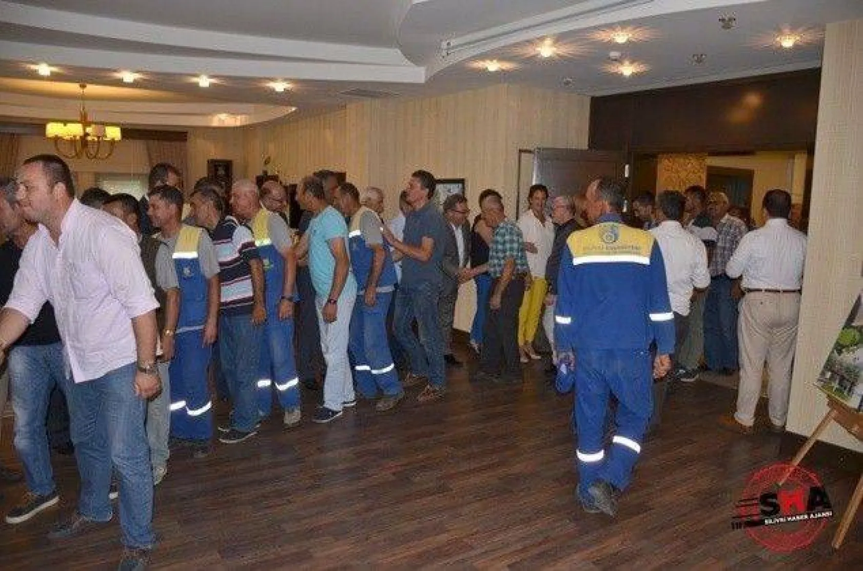 Işıklar personeliyle bayramlaştı