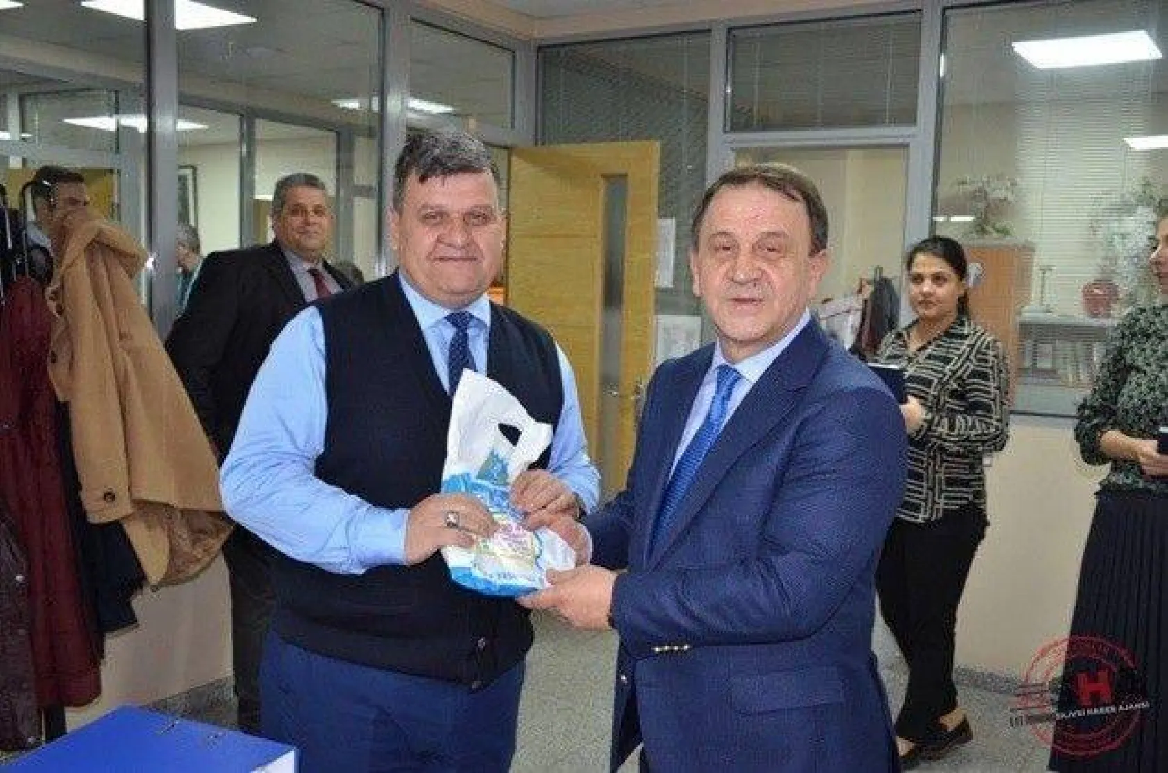 Işıklar personelinin yeni yılını kutladı