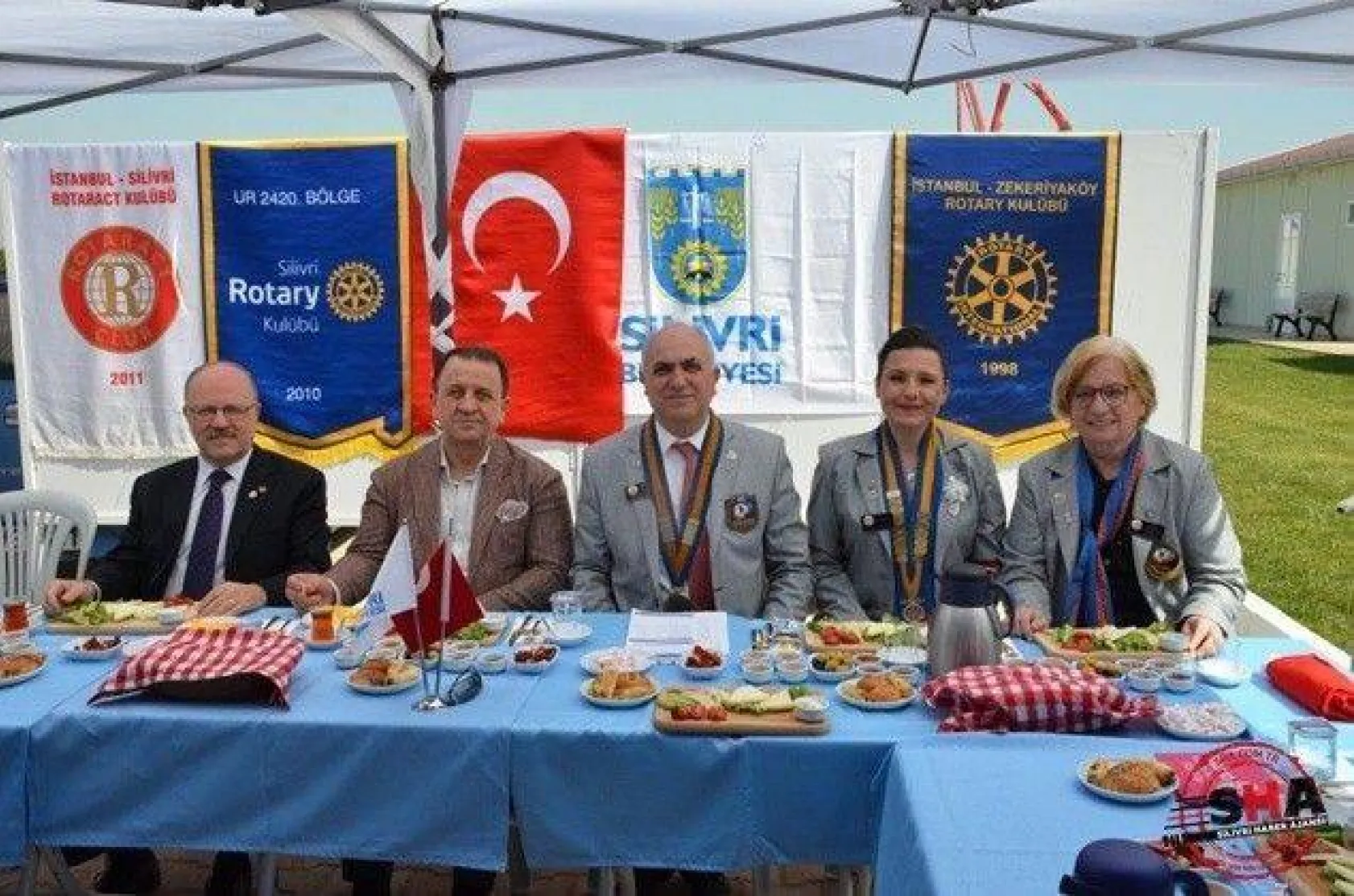 Rotary Kulübü'nden Işıklar'a Üstün Hizmet Ödülü