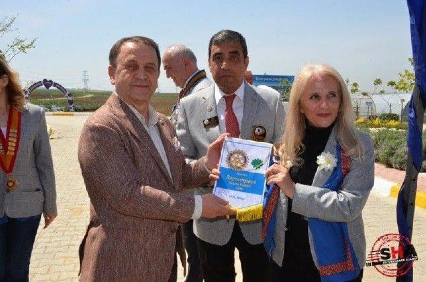 Rotary Kulübü'nden Işıklar'a Üstün Hizmet Ödülü