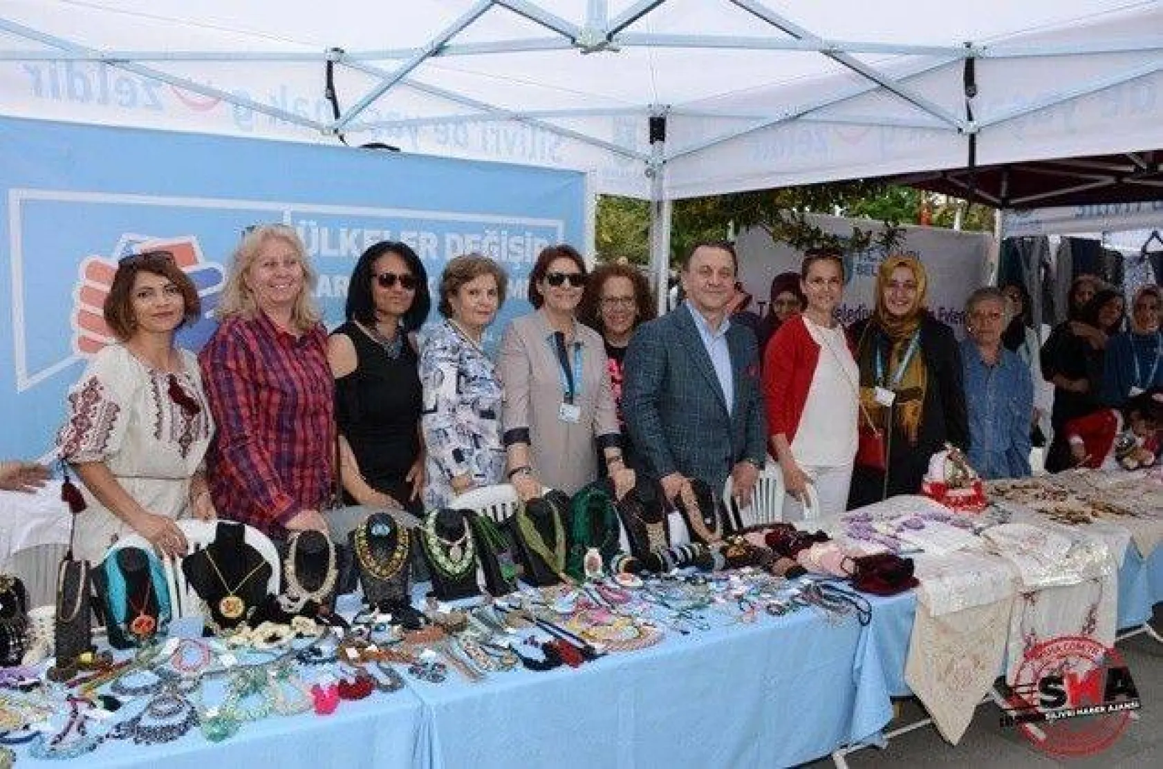 Silivri'de börekler dostluk için açıldı