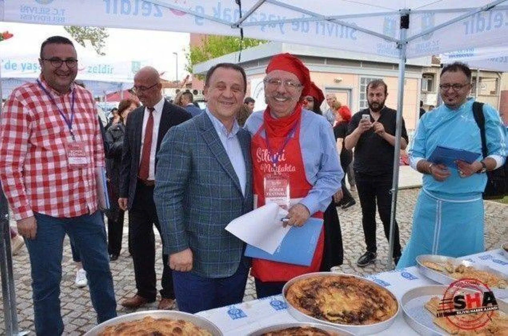 Silivri'de börekler dostluk için açıldı