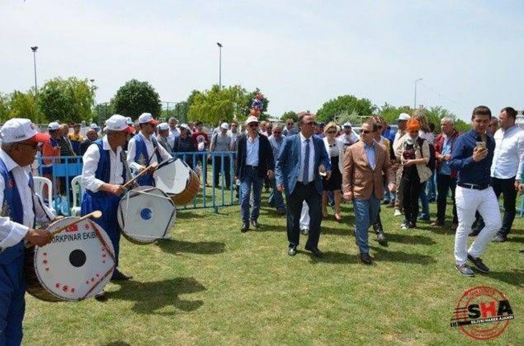 Pehlivanlar Silivri er meydanında güreşti