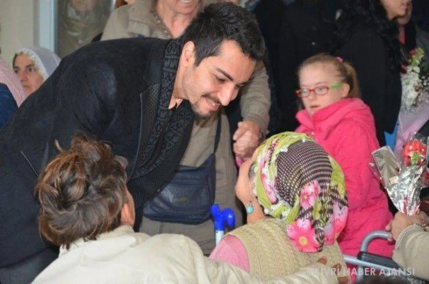 'Çağrışım' öğrencilerinden huzurevi ziyareti