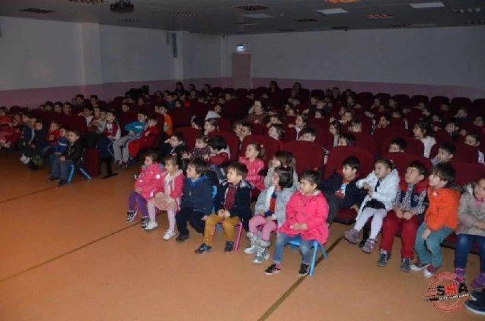 Çocuklar Alpino ile Eğleniyor