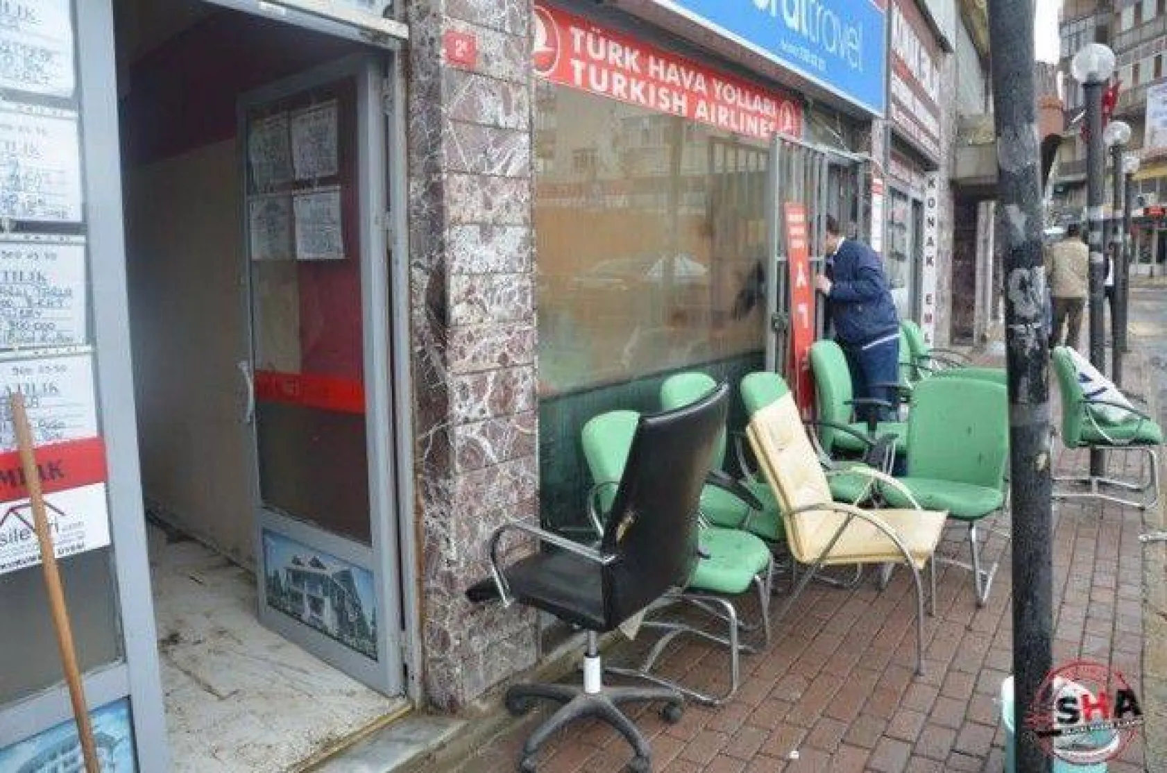 Silivri'de yağan yağmur etkili oldu