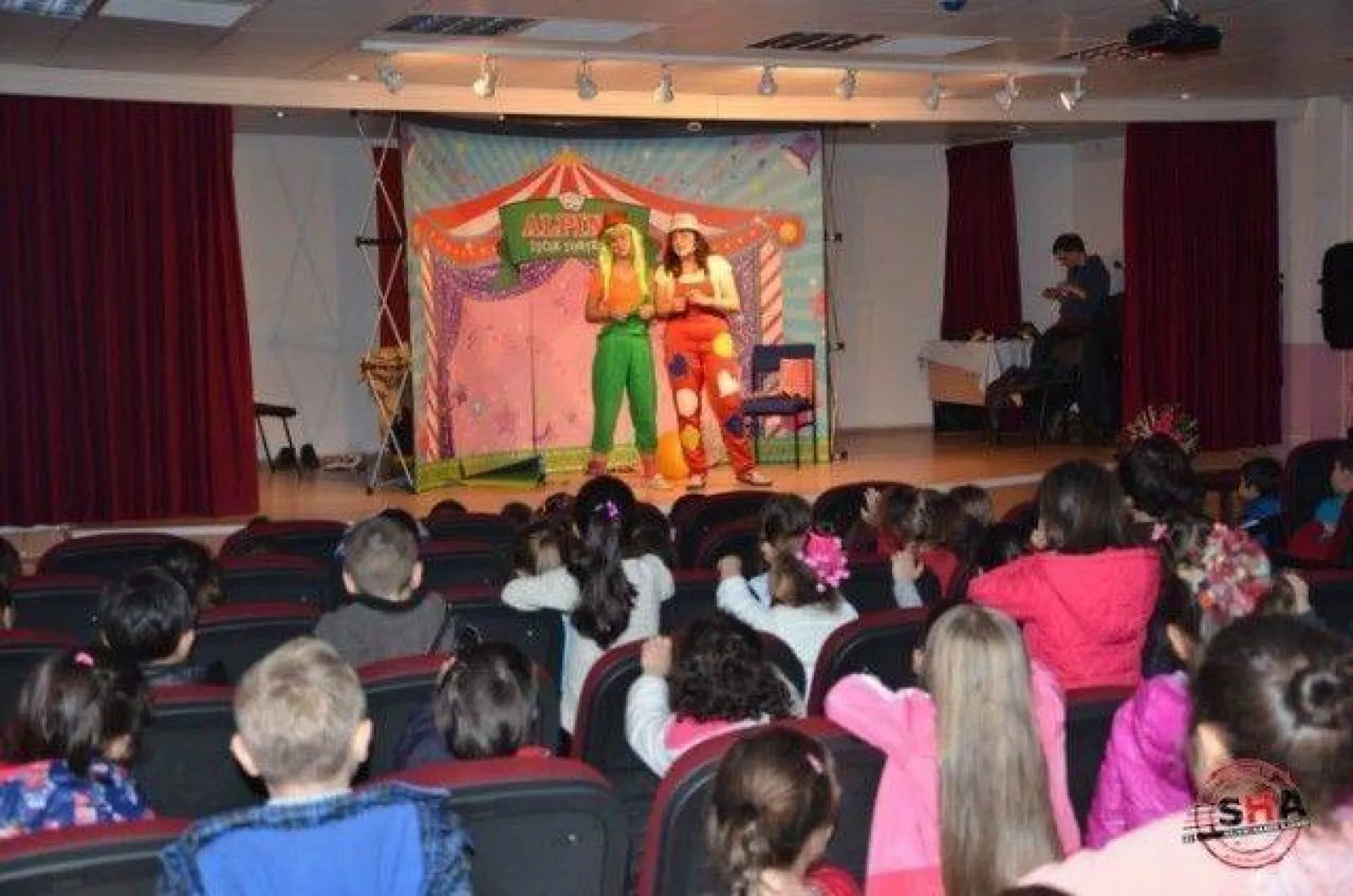 Çocuklar Alpino ile Eğleniyor