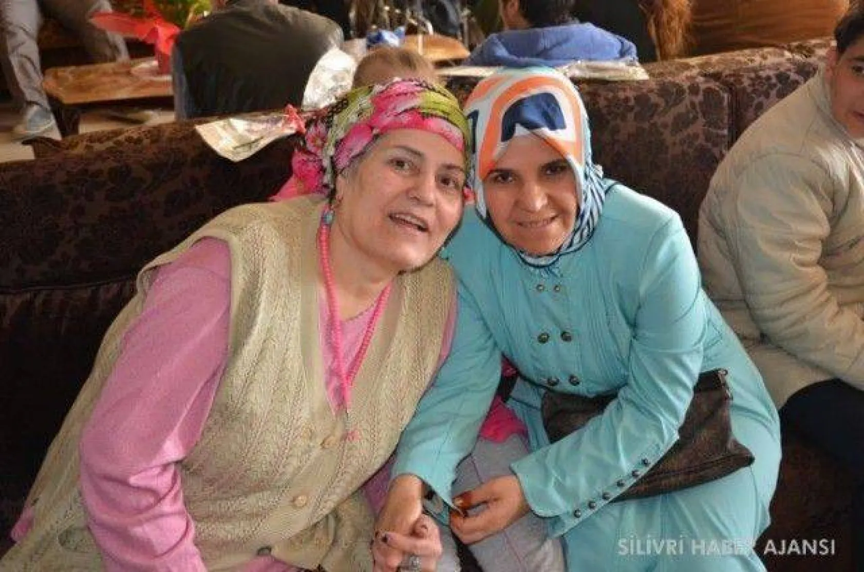 'Çağrışım' öğrencilerinden huzurevi ziyareti