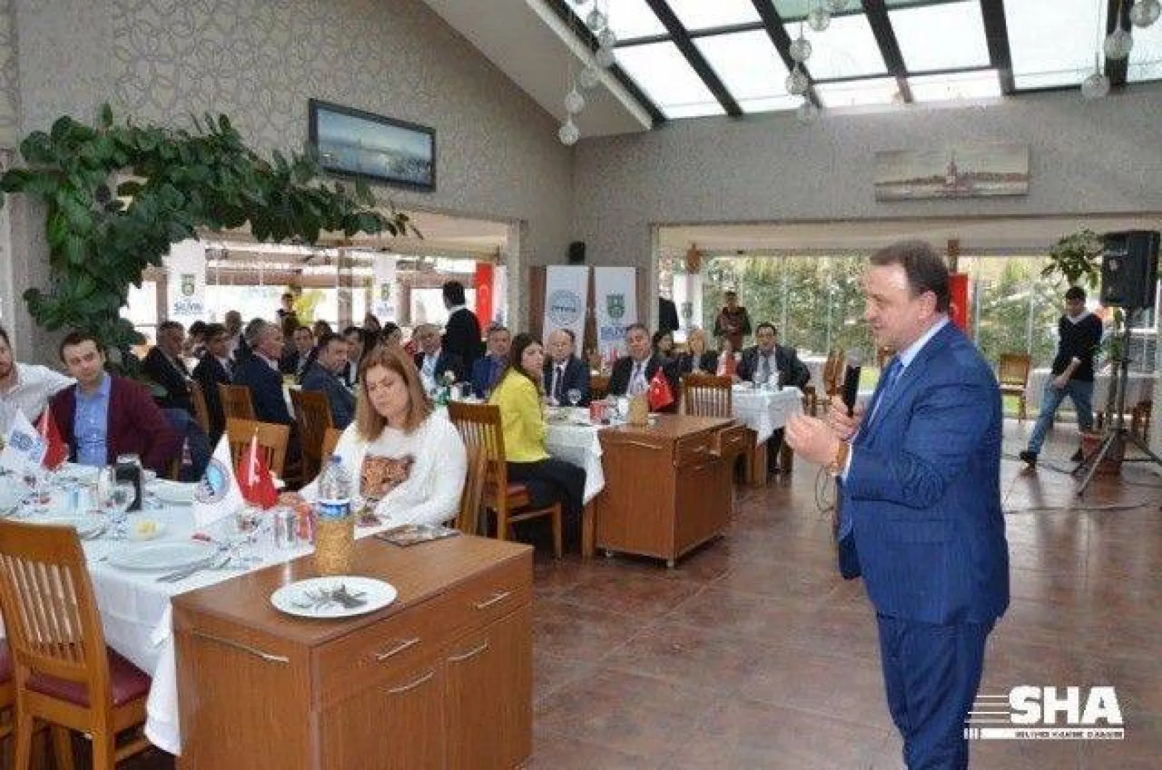 Kadın Kuaförleri Işıklar İle Biraraya Geldi