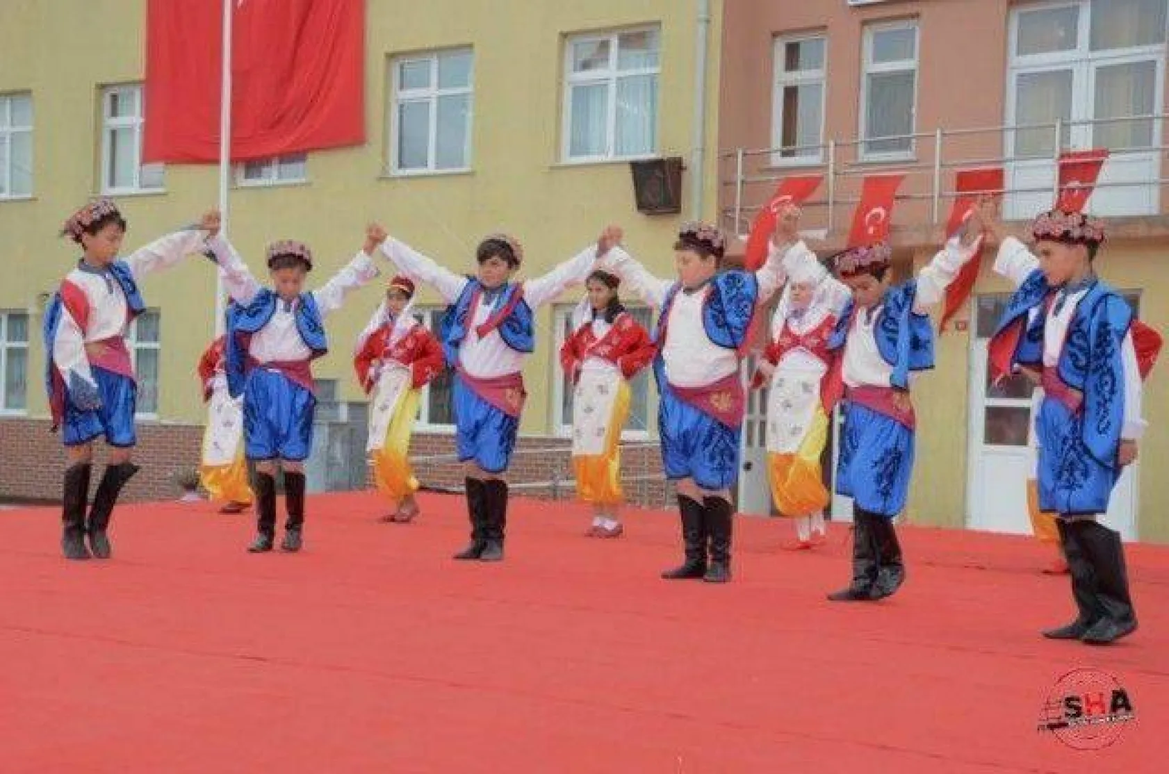 Öğrenciler Yeni Eğitim-Öğretim Yılına Merhaba Dedi