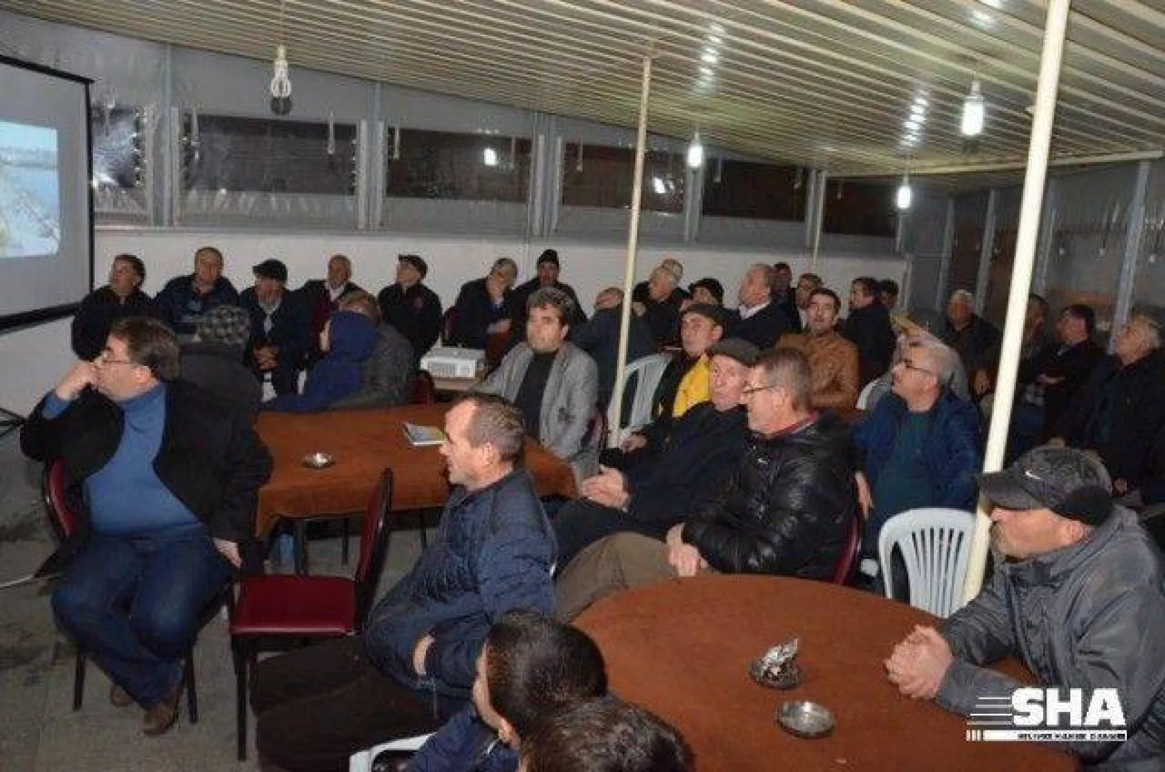 Işıklar ve Ekibi Ortaköy'deydi