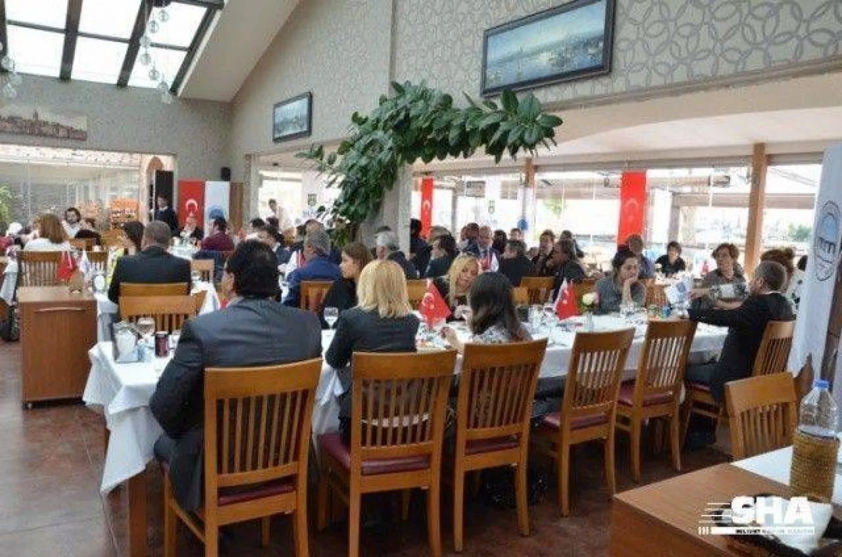 Kadın Kuaförleri Işıklar İle Biraraya Geldi