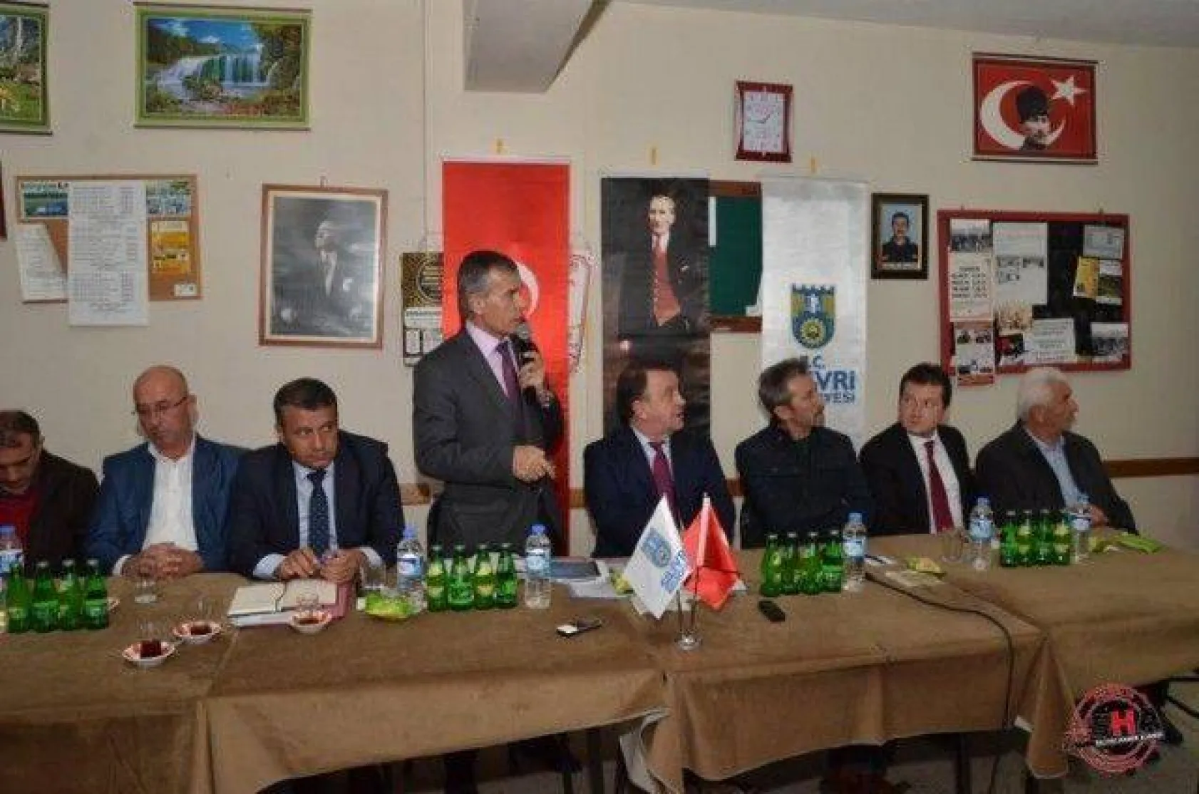 Danamandıra Halk Toplantısına Yoğun Katılım