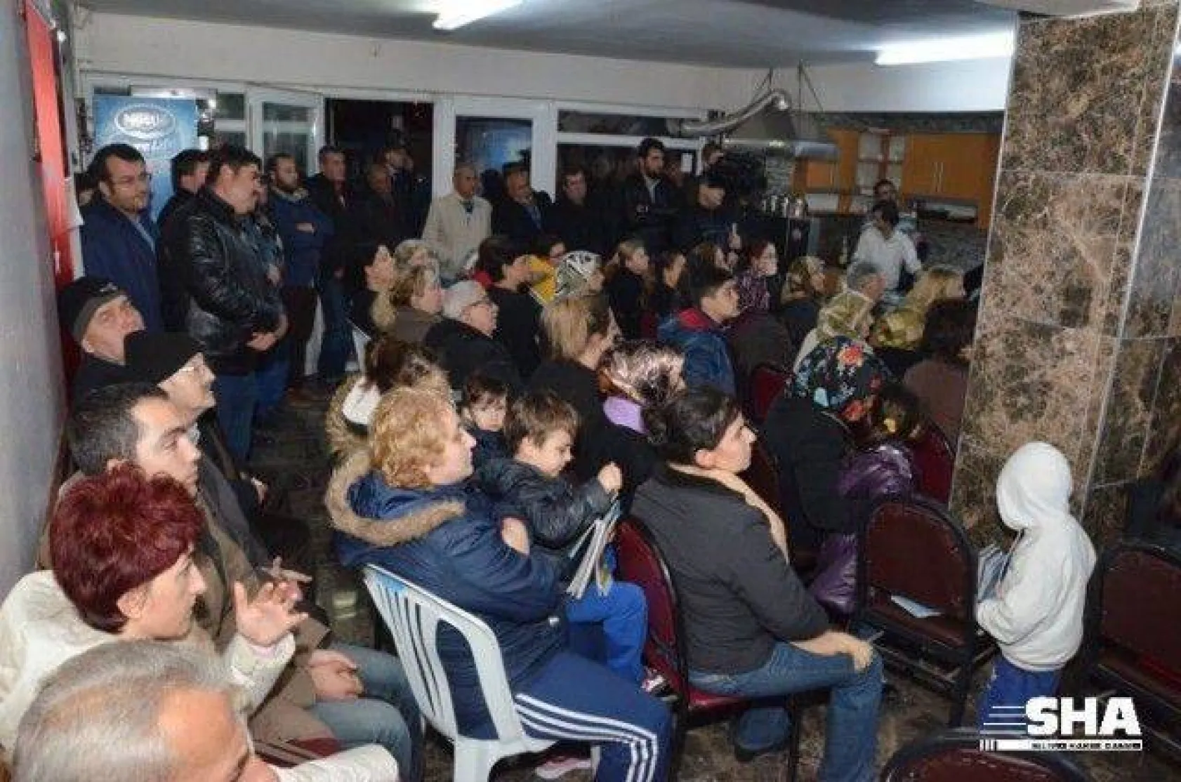 Işıklar ve Ekibi Ortaköy'deydi