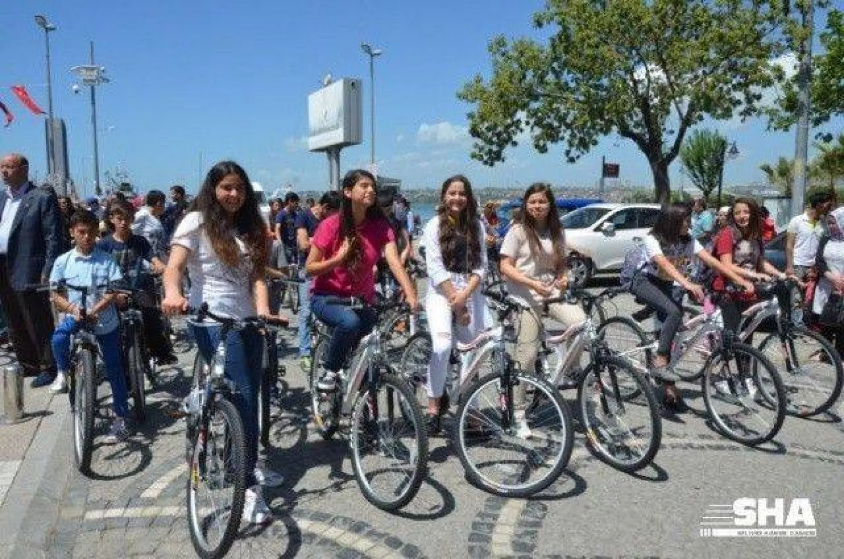 19 Mayıs Gençlik haftası törenle başladı