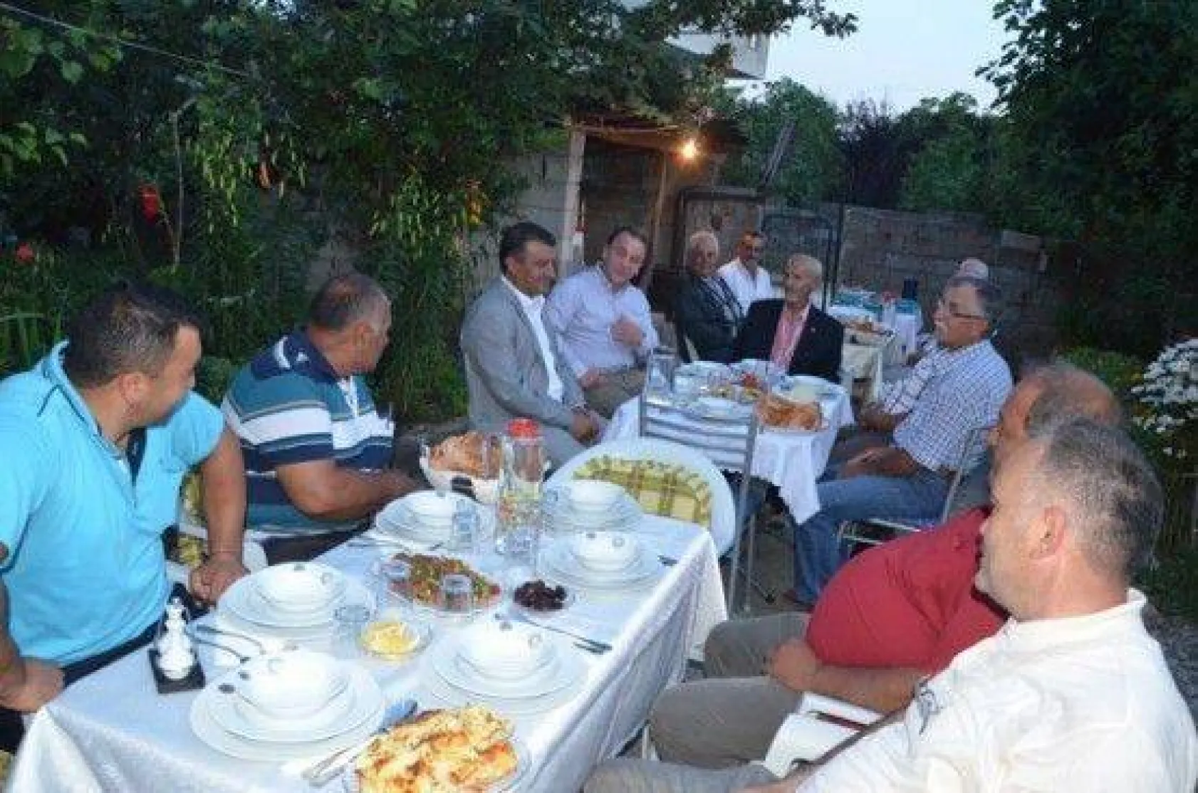 Işıklar Küçüksinekli'de İftar Yaptı