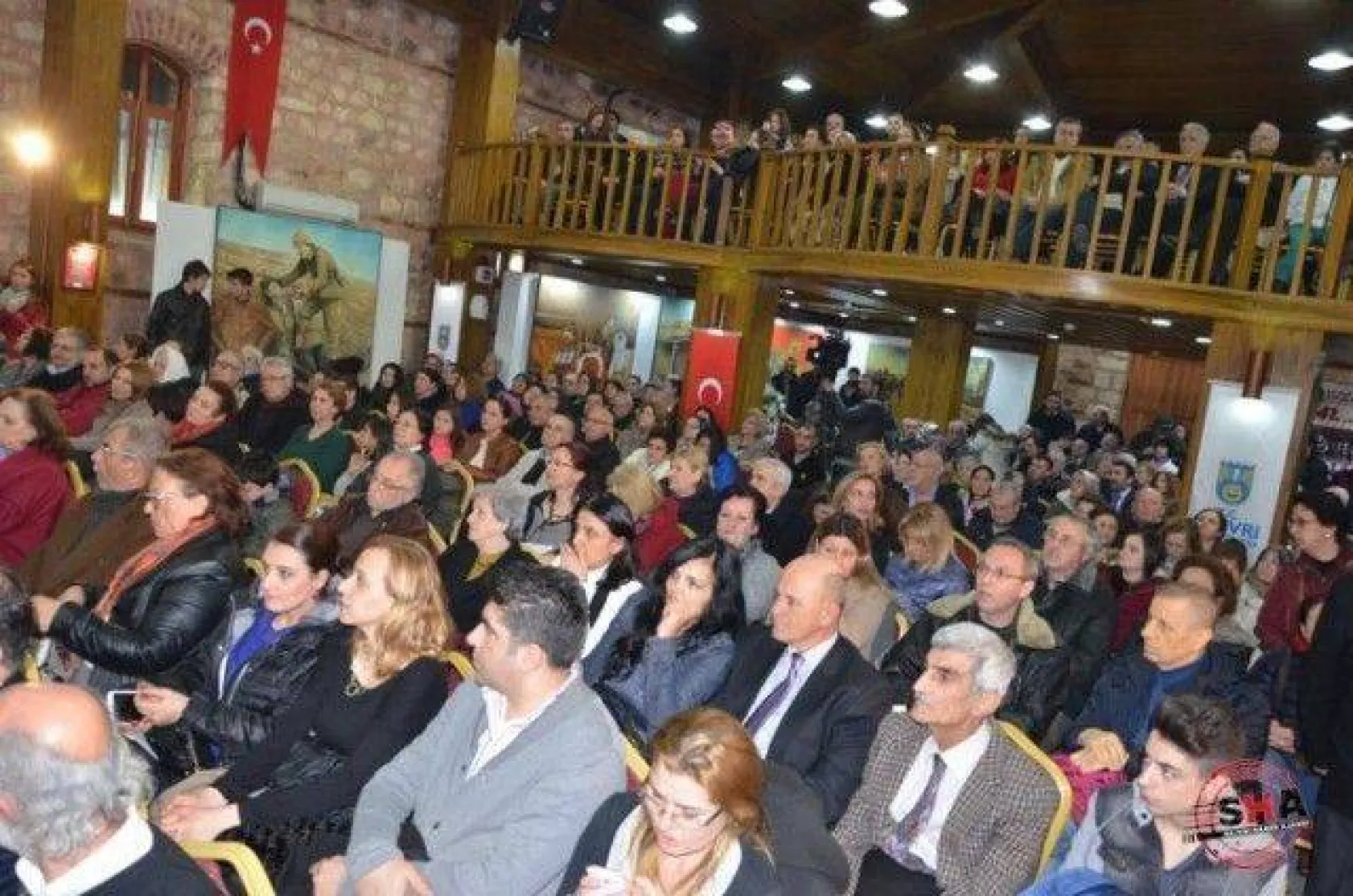 Türkü Türkü Çanakkale Büyüledi