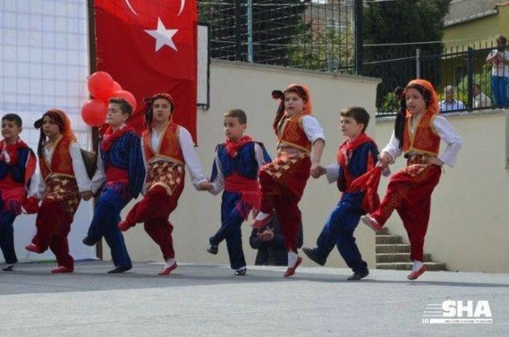 23 Nisan kutlamaları Gazi İlkokulu'nda devam etti