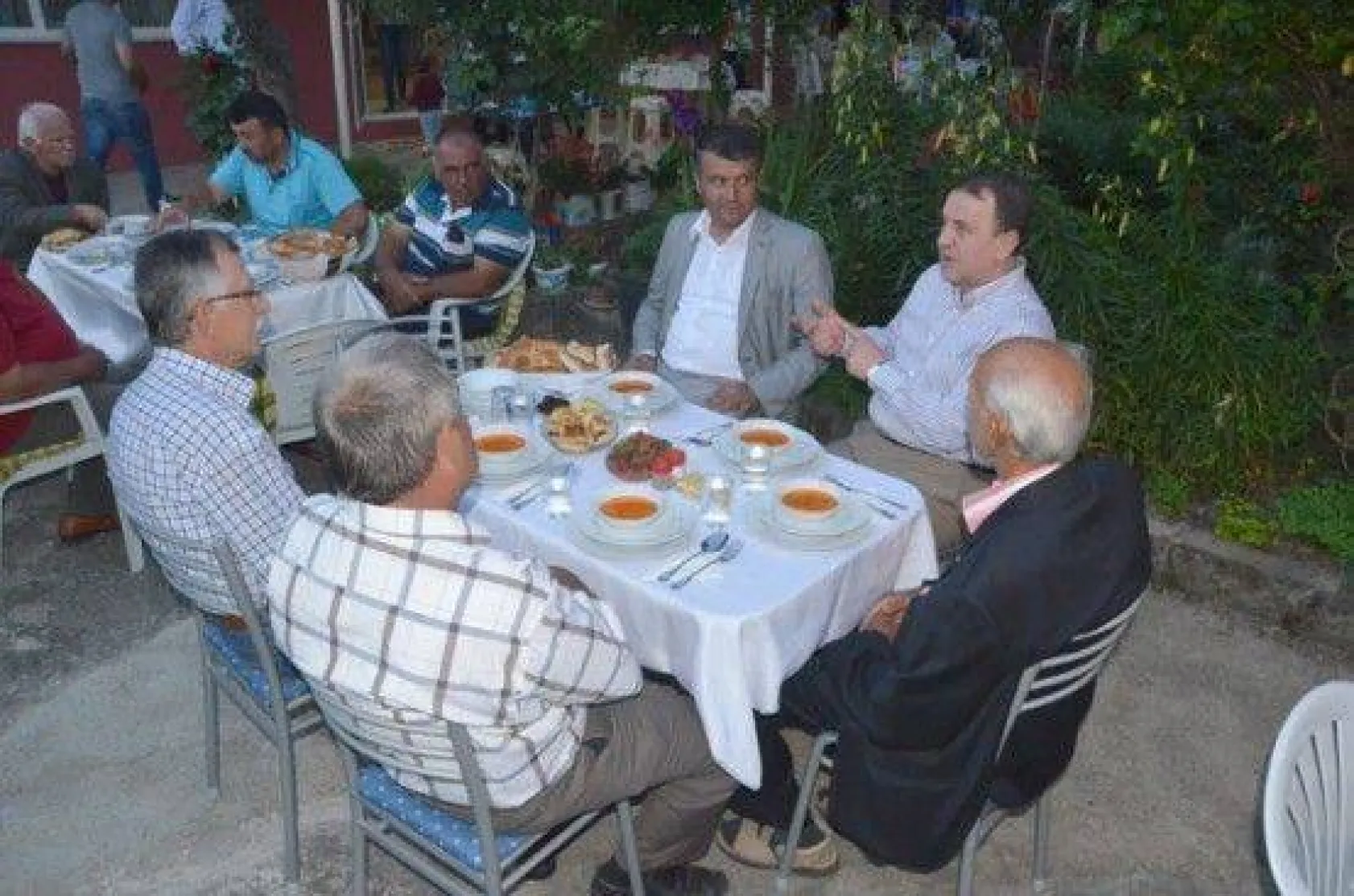 Işıklar Küçüksinekli'de İftar Yaptı