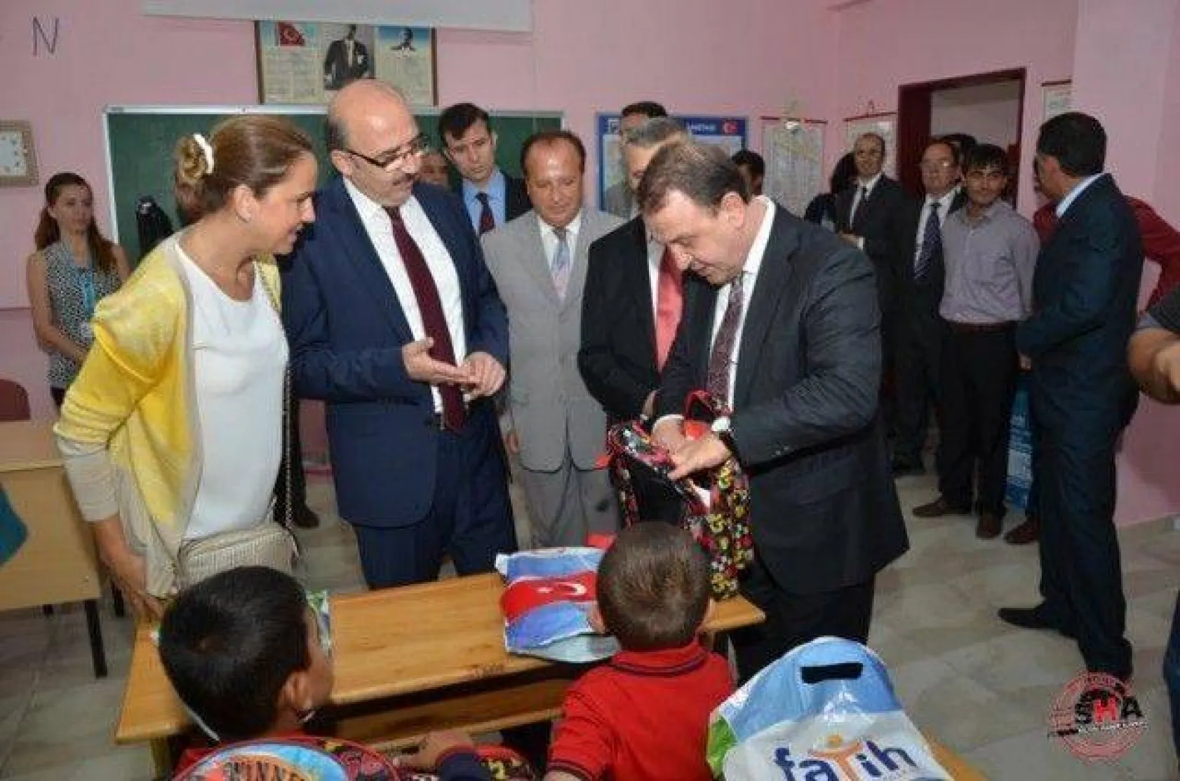 Miniklere Eğitim Setleri Belediyeden