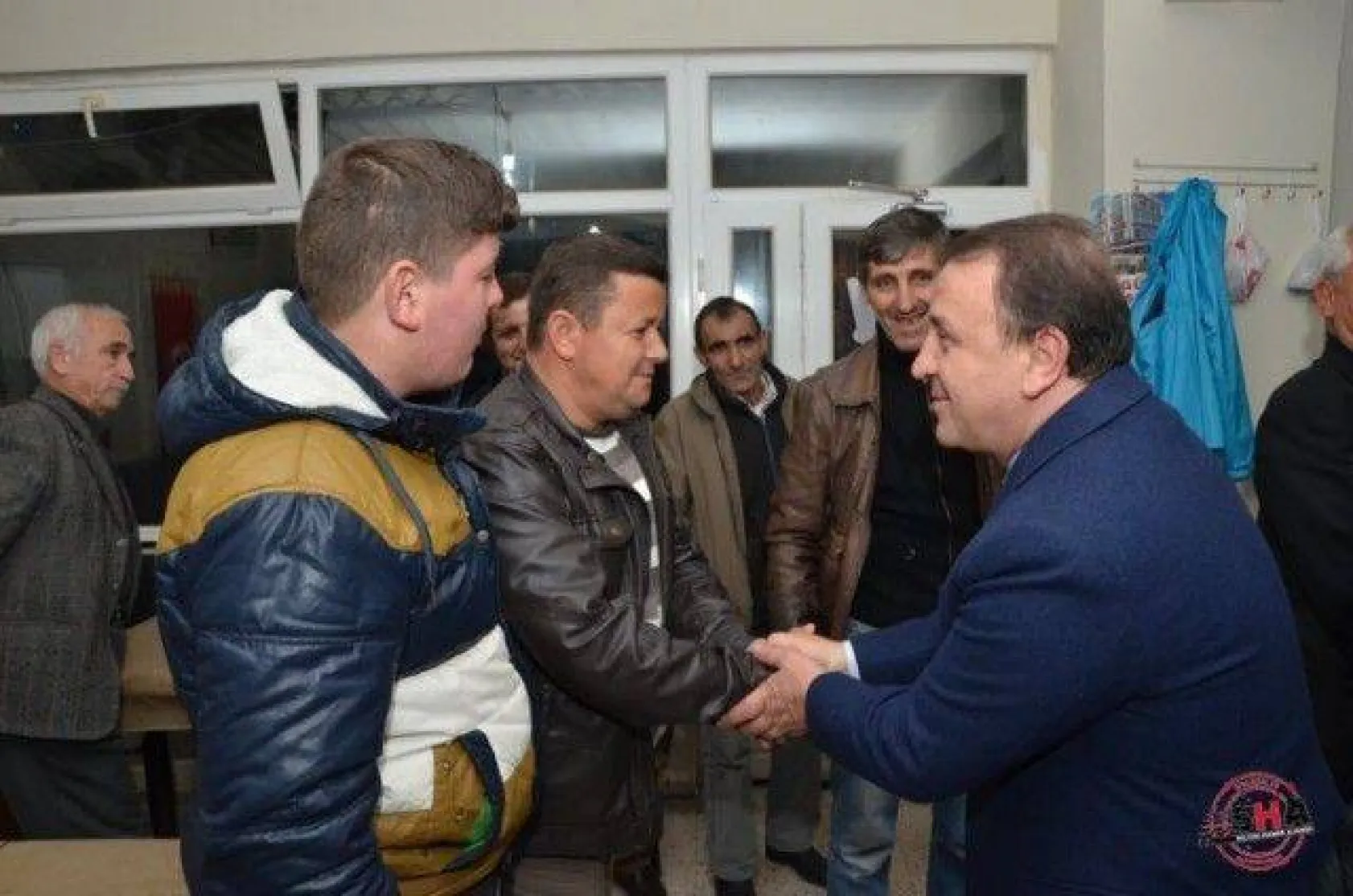 Danamandıra Halk Toplantısına Yoğun Katılım