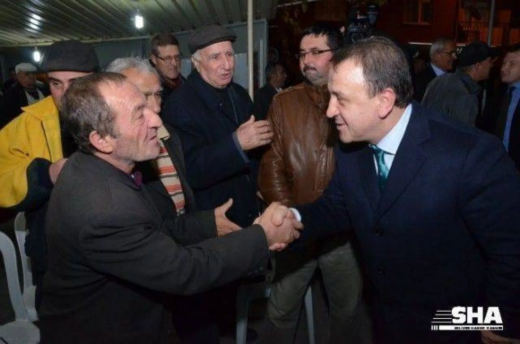 Işıklar ve Ekibi Ortaköy'deydi