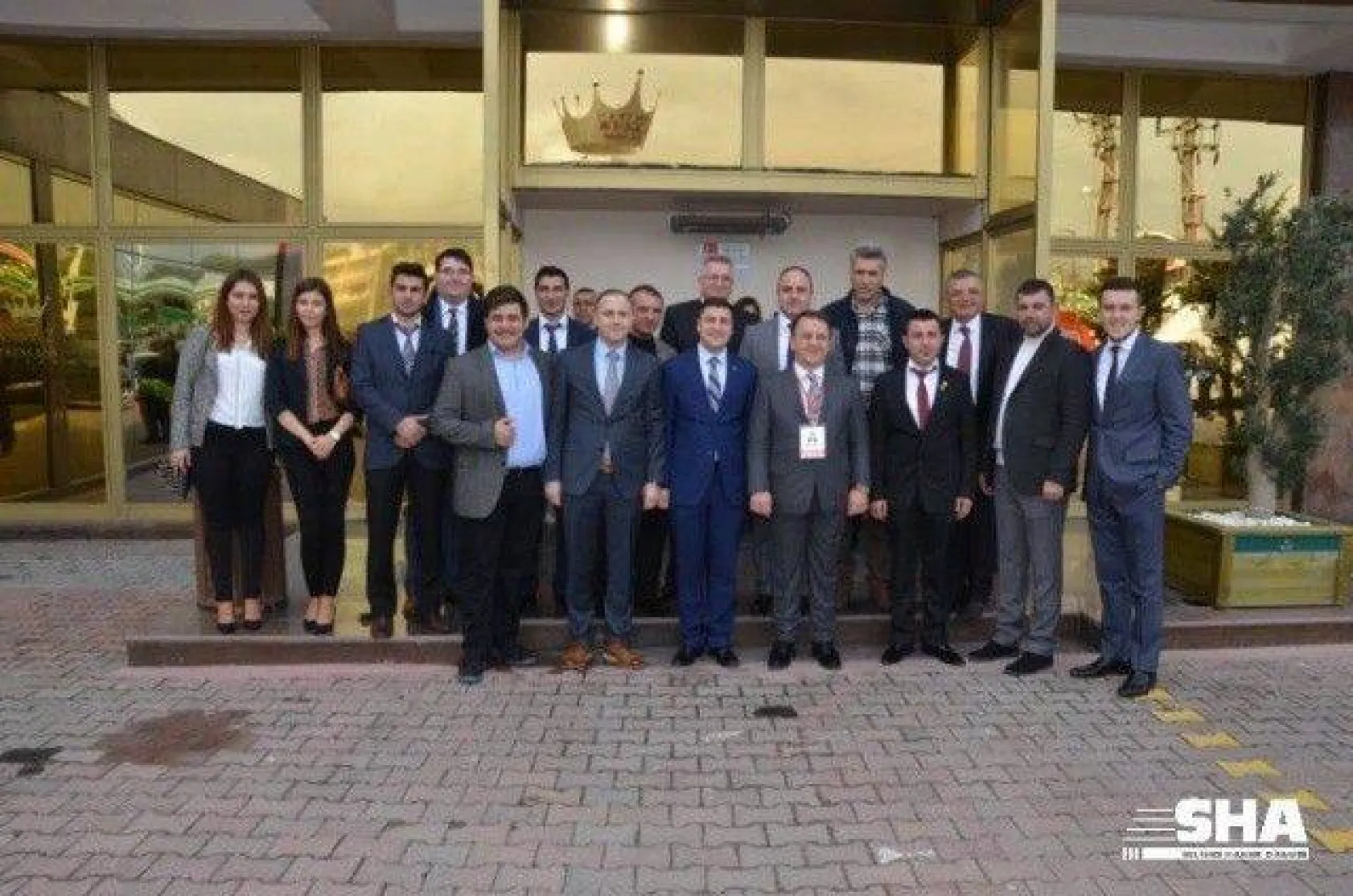 Işıklar Mutlu İnsan Projesini Anlattı