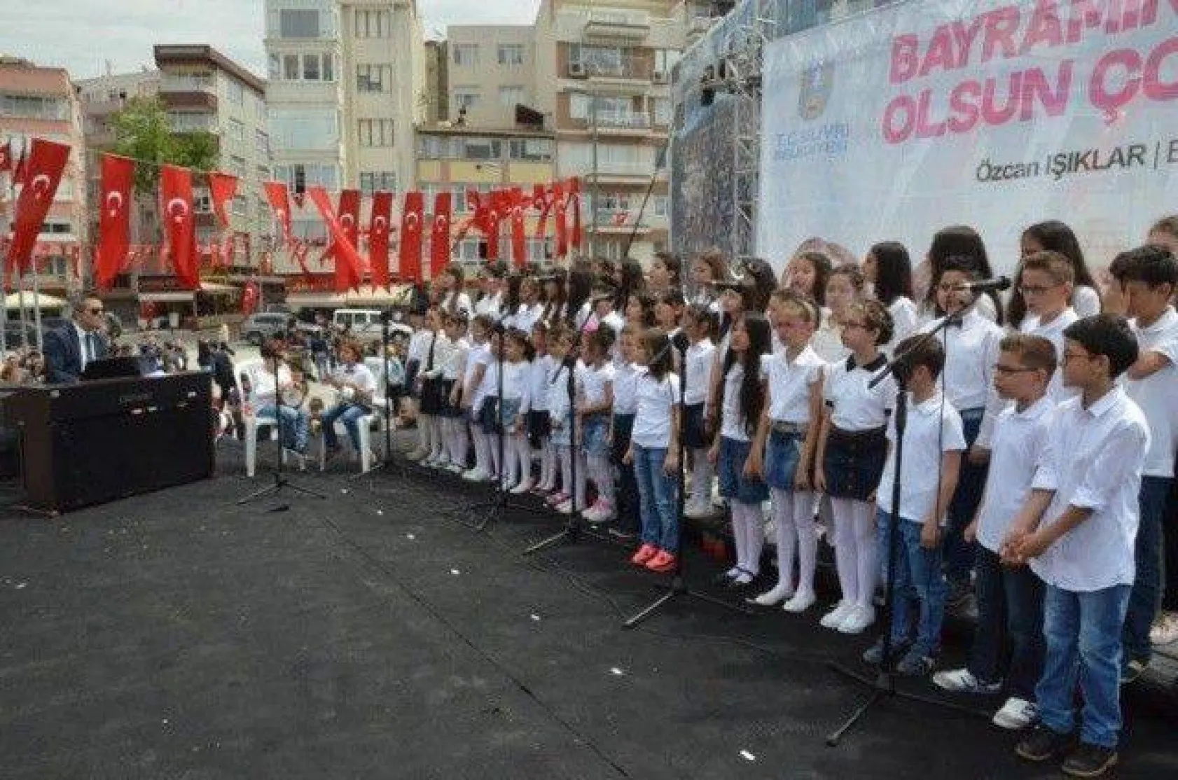 Silivrili Çocuklar Bayramlarını Doyasıya Yaşadı