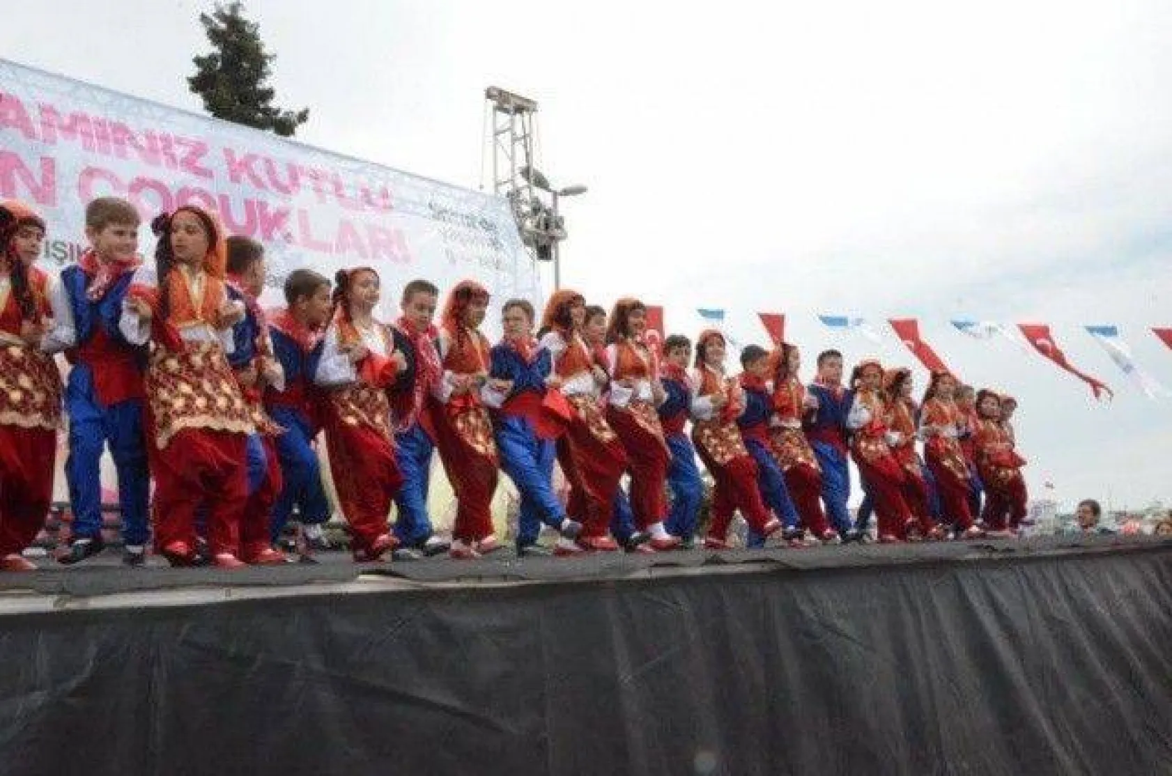 Silivrili Çocuklar Bayramlarını Doyasıya Yaşadı