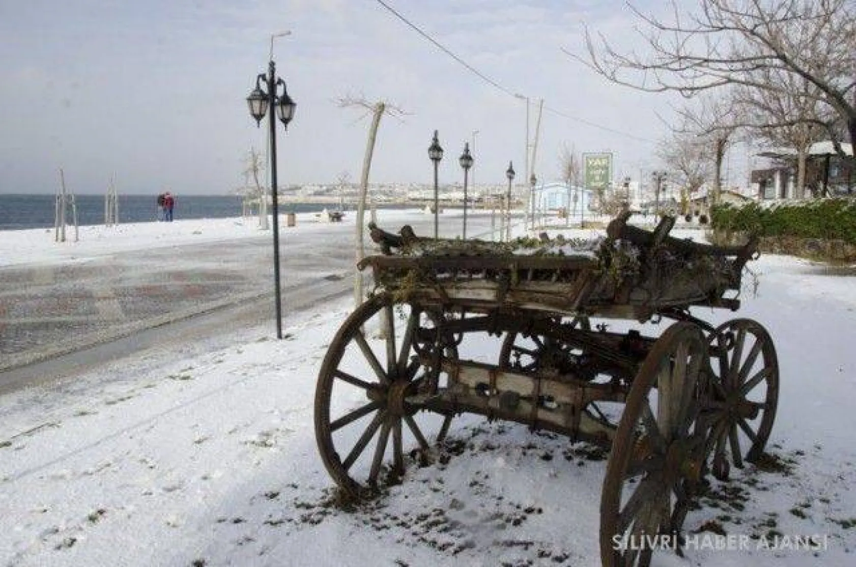 Silivri Beyaza Büründü
