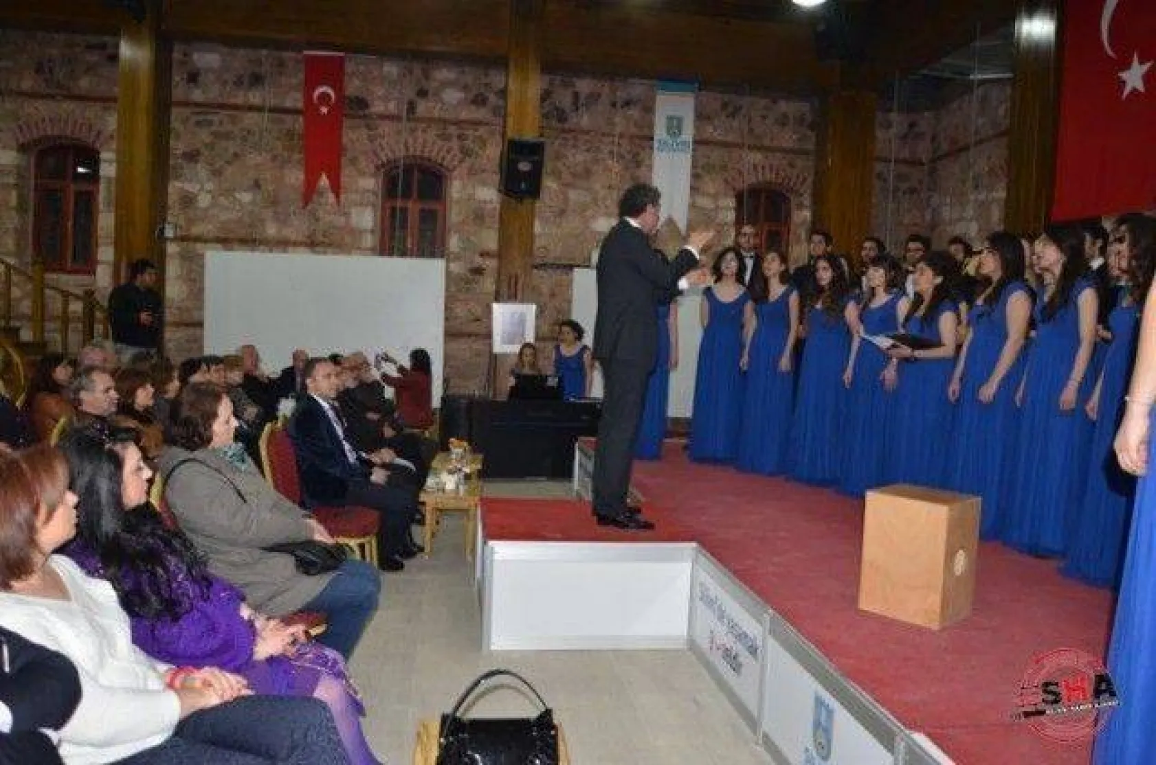 Çok Sesli Korodan Muhteşem Konser