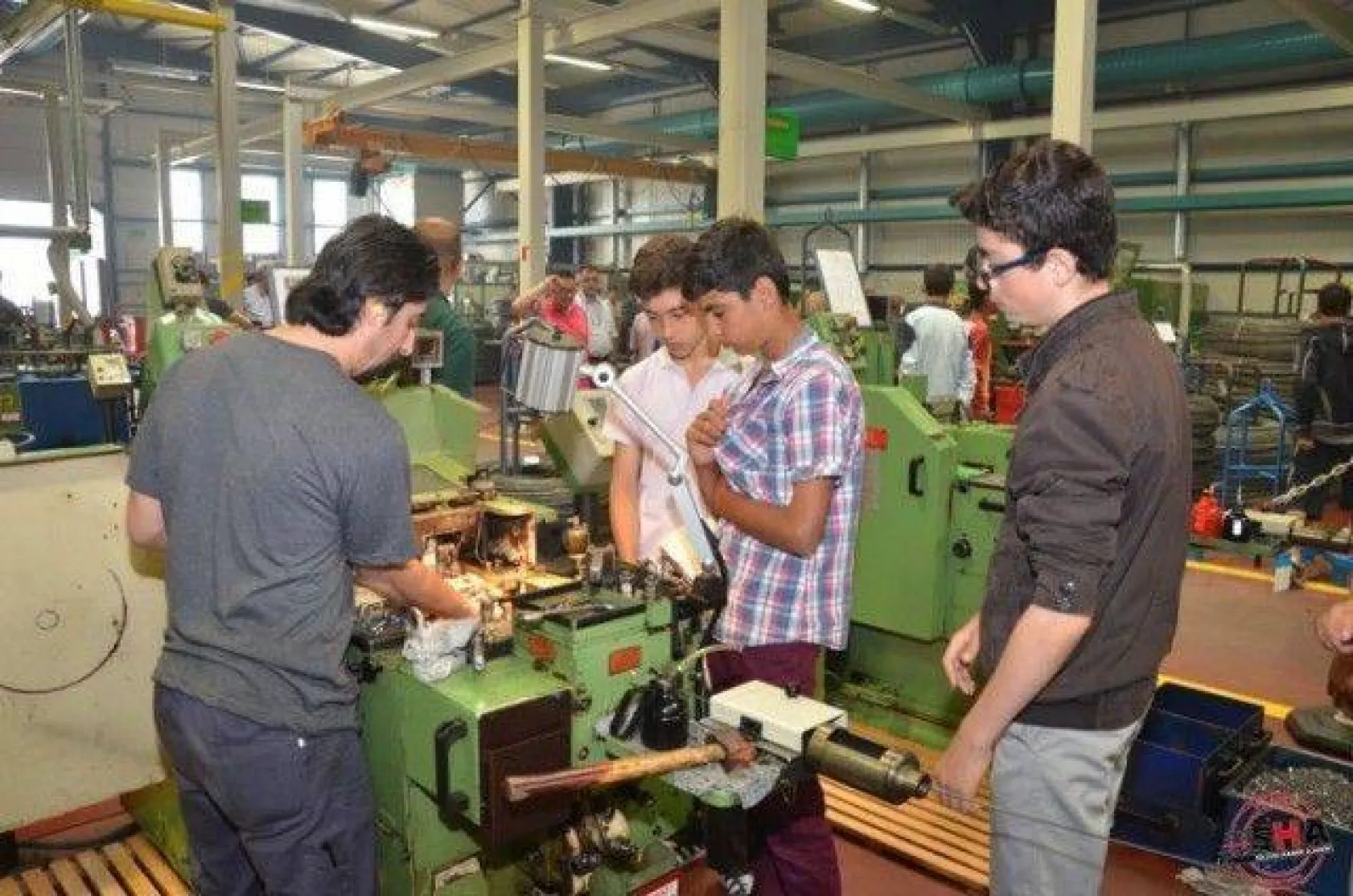 Okuldan Kariyere Projesi Öğrencilere Yol Gösteriyor