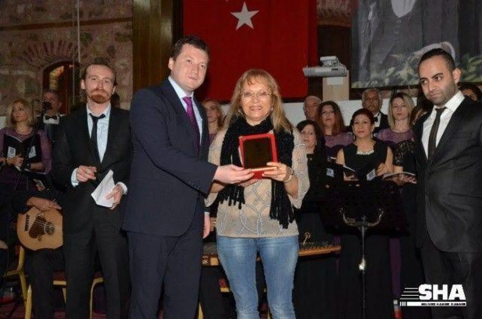 Zeki Müren Şarkılarıyla Anıldı