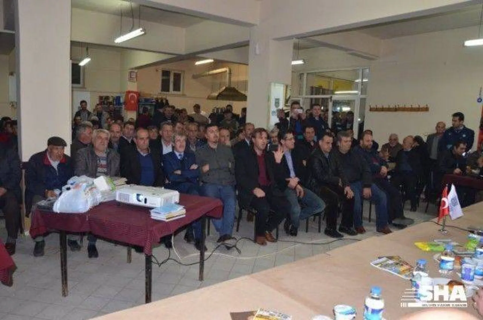 Halk Meclisi Toplantıları Kadıköy'de Devam Etti