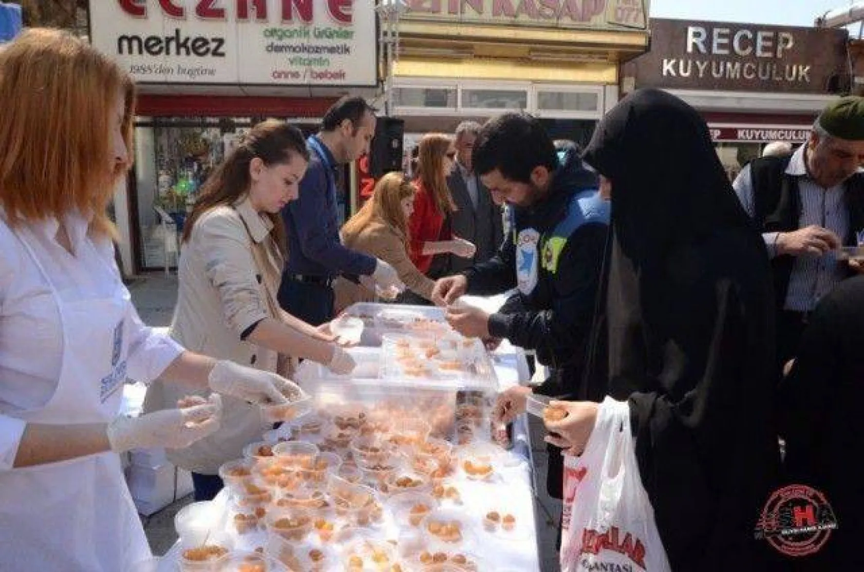 Kutlu Doğum Haftası Nedeniyle Tatlı İkramı Yapıldı