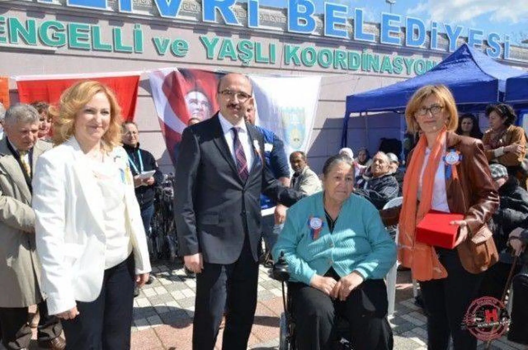 Tekerlekli Sandalyeler Sahiplerine Teslim Edildi