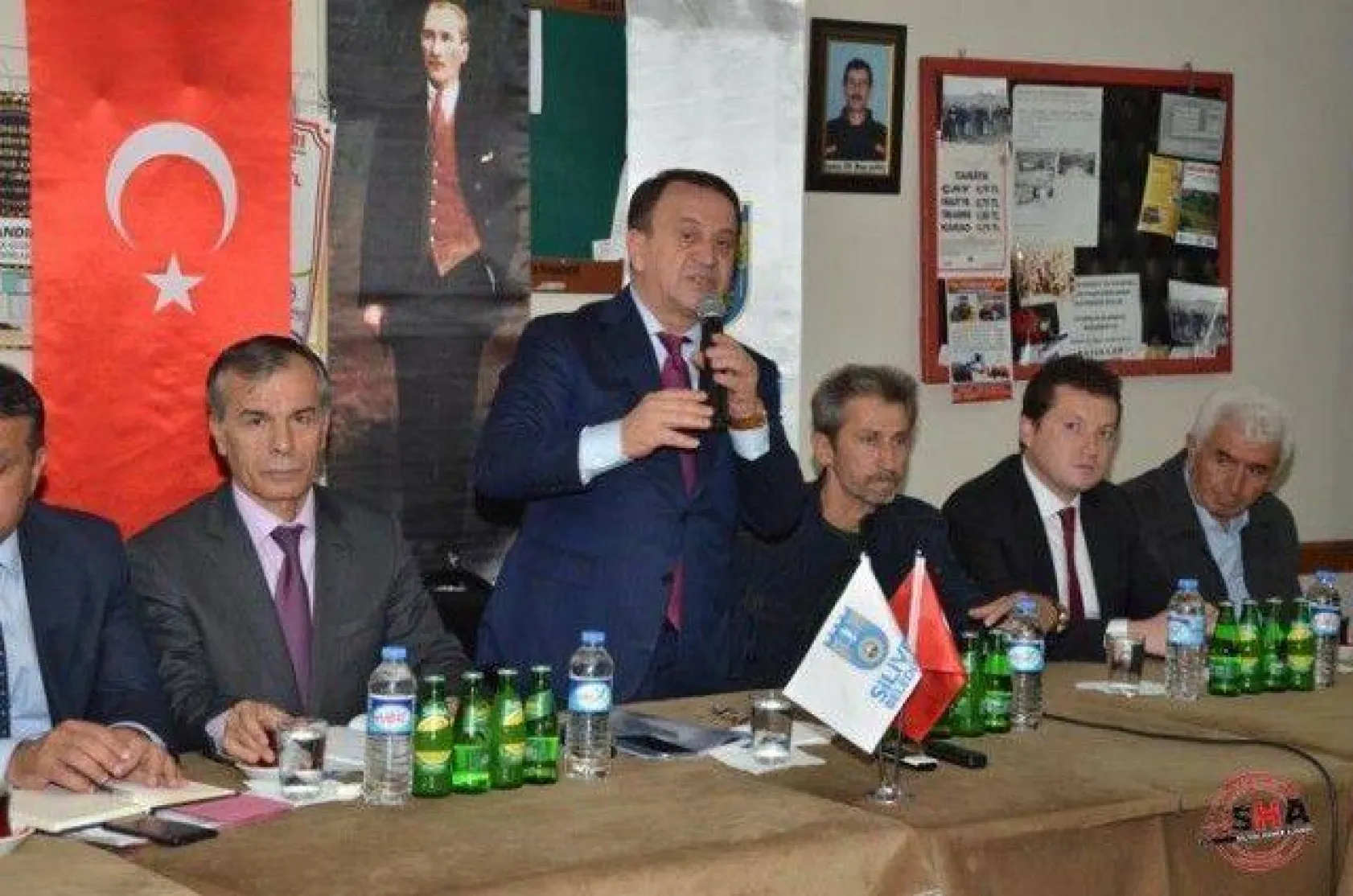 Danamandıra Halk Toplantısına Yoğun Katılım