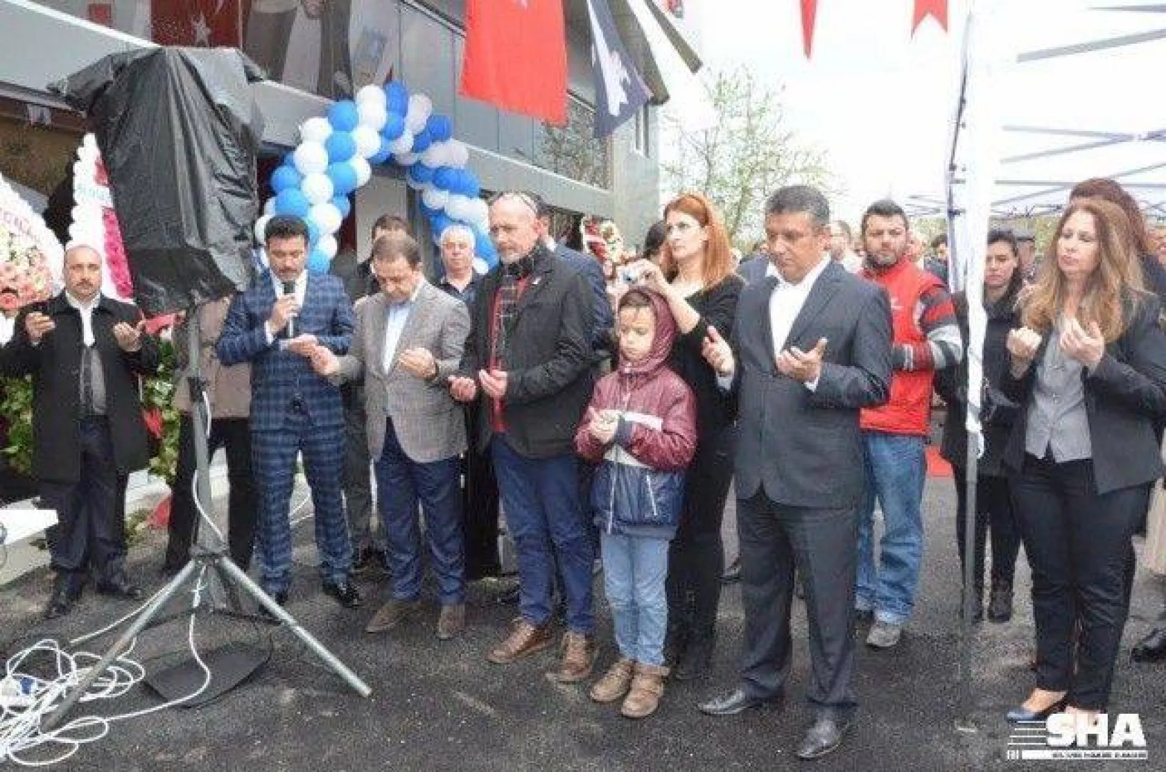 Alipaşa'da çok amaçlı salon hizmete açıldı