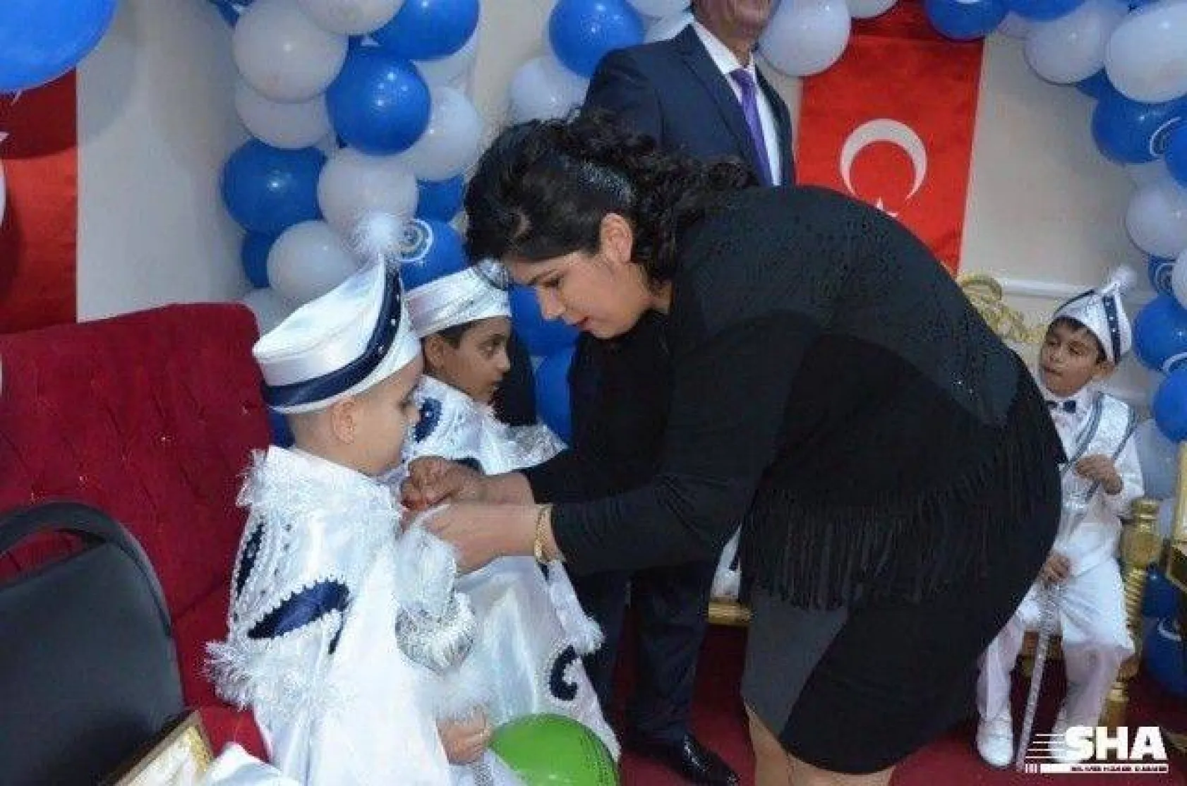 Alipaşa'da çok amaçlı salon hizmete açıldı