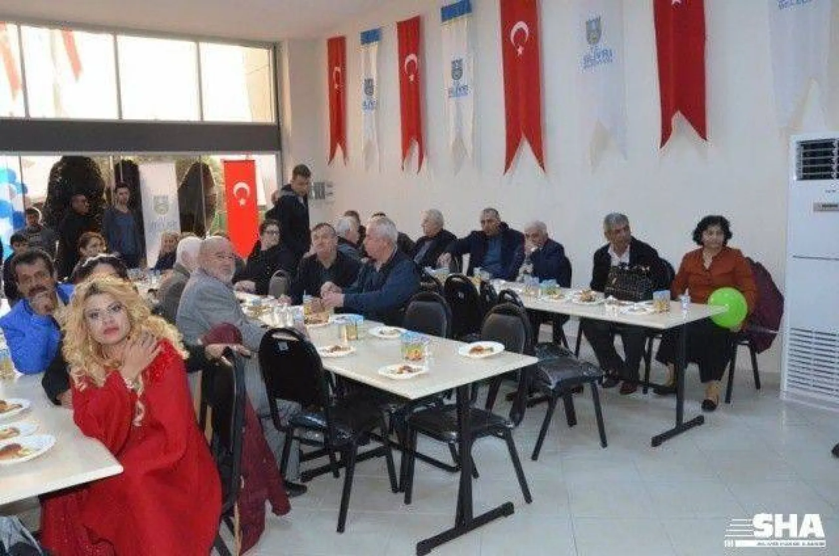 Alipaşa'da çok amaçlı salon hizmete açıldı