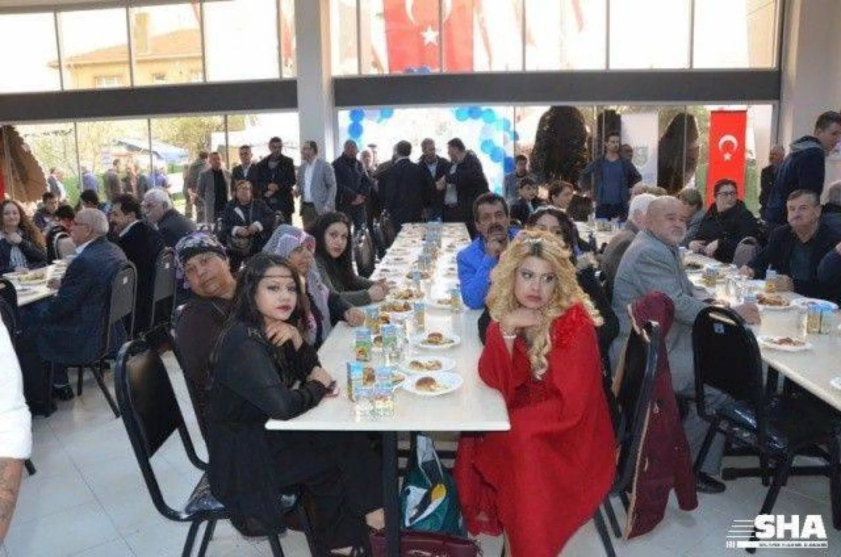 Alipaşa'da çok amaçlı salon hizmete açıldı