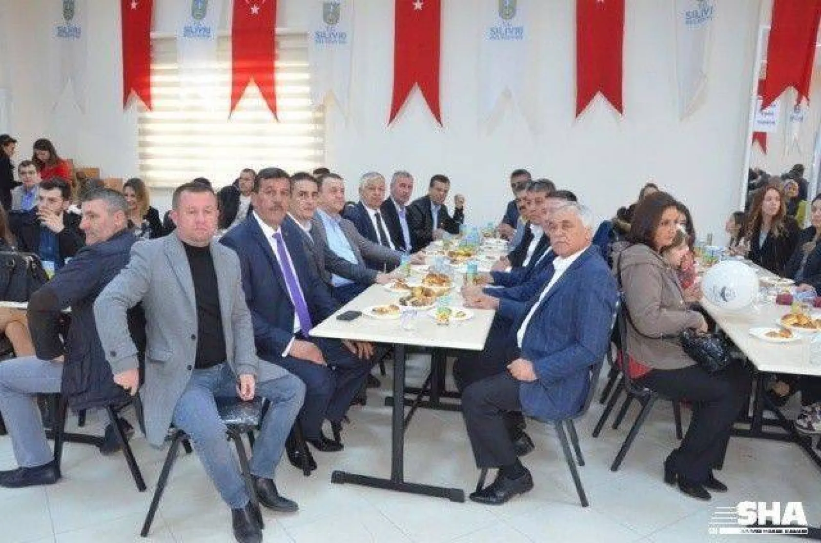 Alipaşa'da çok amaçlı salon hizmete açıldı