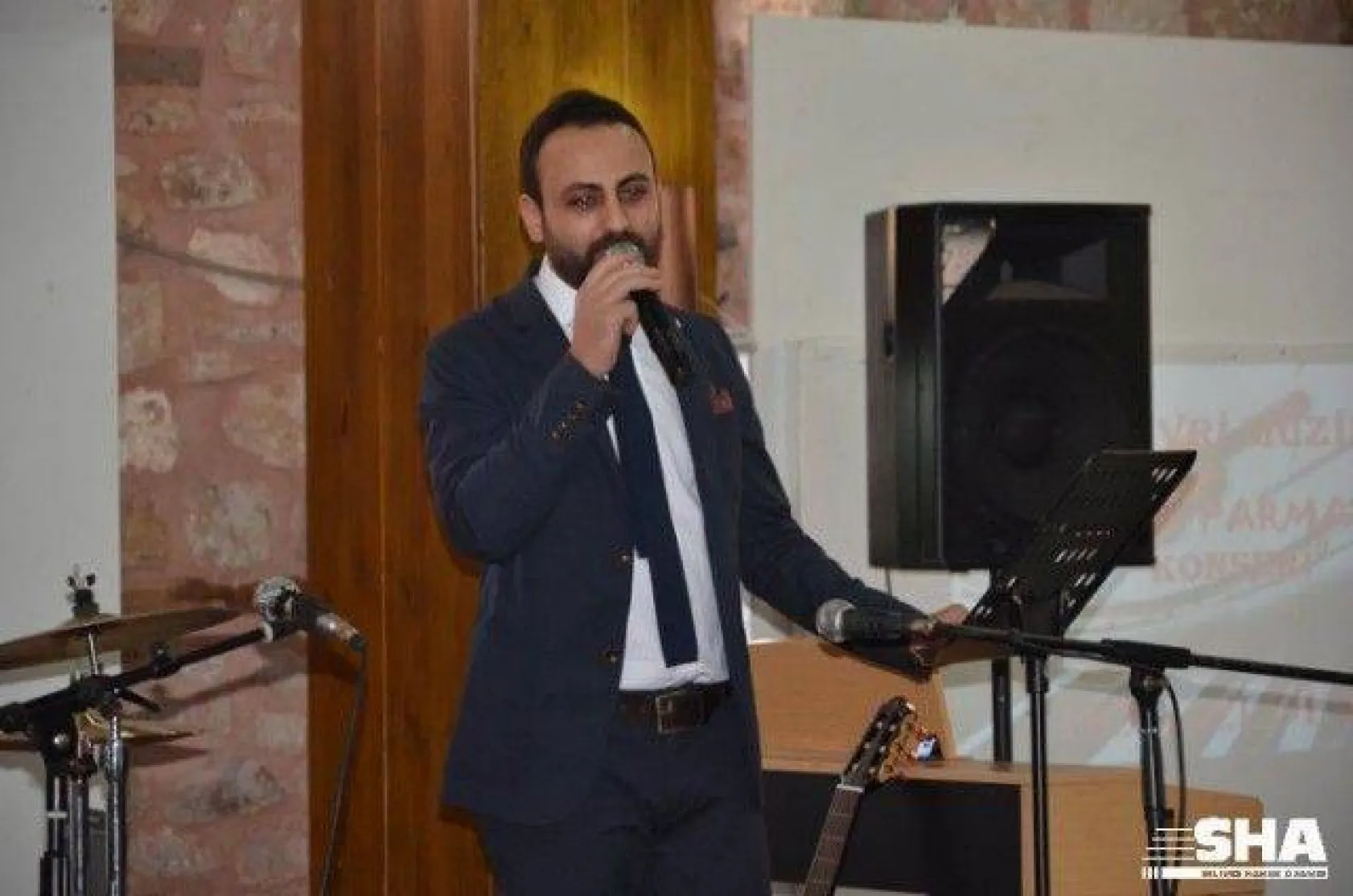 Alkışlar Minik parmaklara