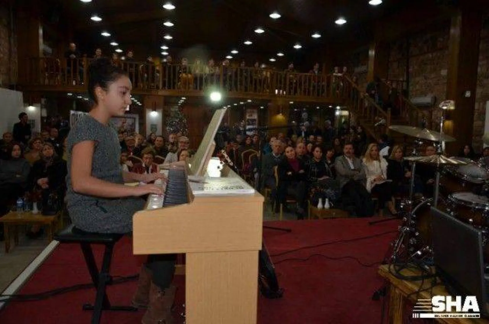 Alkışlar Minik parmaklara