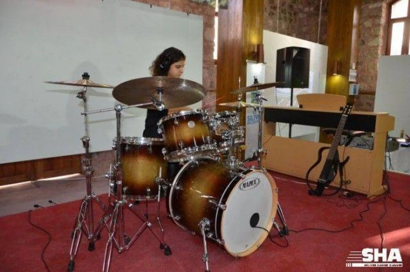 Alkışlar Minik parmaklara