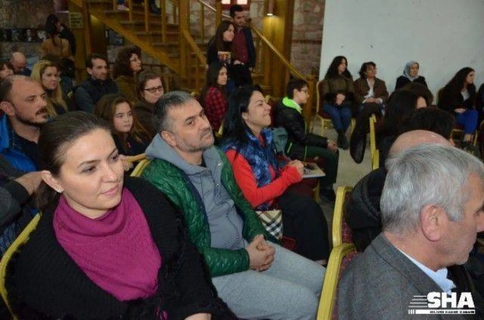 Alkışlar Minik parmaklara