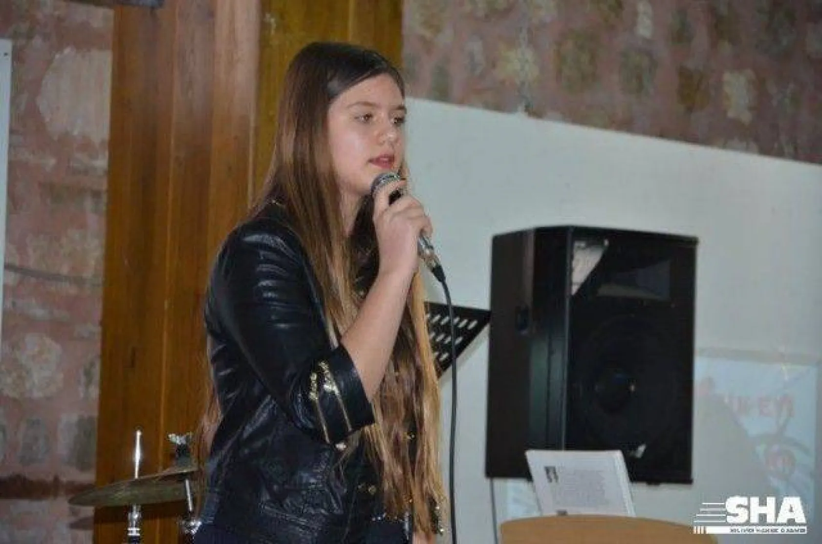 Alkışlar Minik parmaklara