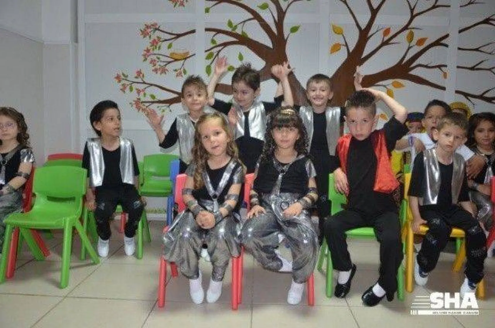 Anaokulu öğrencileri hünerlerini sergiledi.